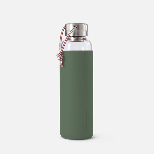 BOUTEILLE D’EAU EN VERRE