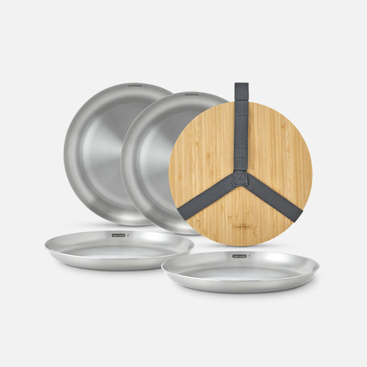 SET D'ASSIETTES EN INOX